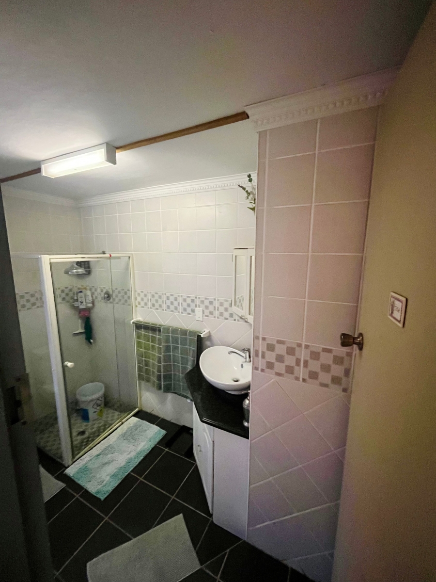 4 Bedroom Property for Sale in Wilkoppies North West